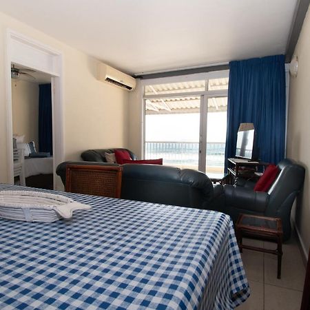 10 Bronze Bay Umhlanga Rocks Appartement Durban Buitenkant foto